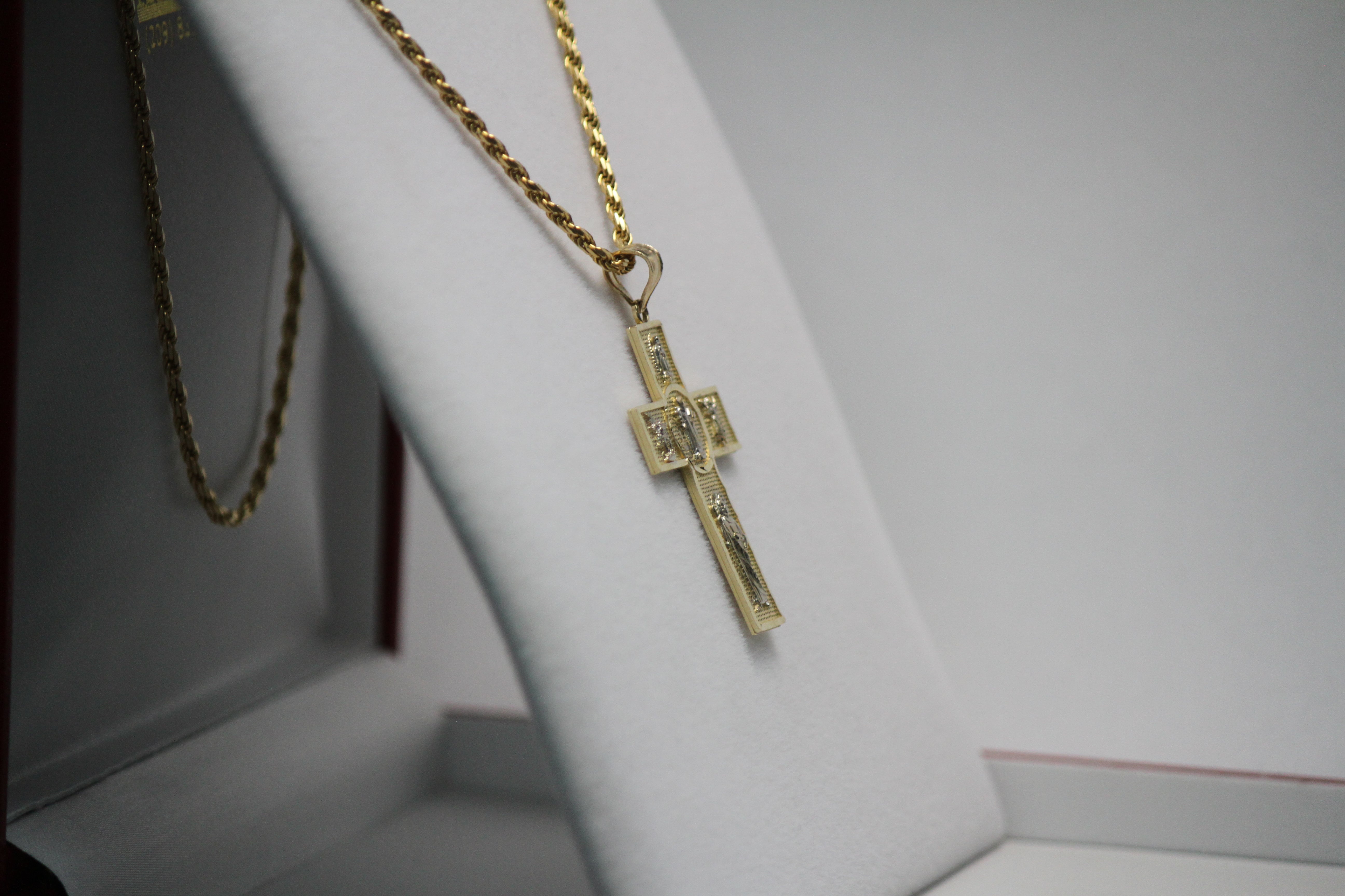 14KT Saint Cross